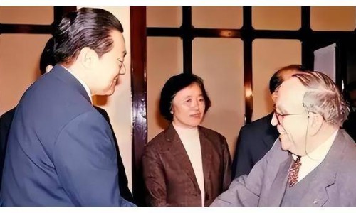 营养液有毒吗?-营养液有毒吗网 :分享家庭园艺浓缩营养液有毒吗-营养液有毒吗安全吗知识